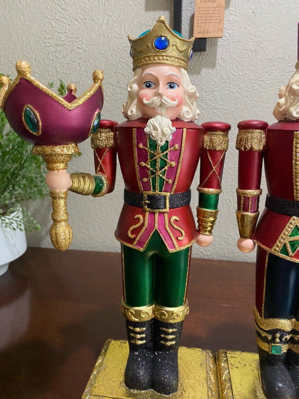 King Design, Nutcracker Candle Holders, Christmas Holiday Decor - Picture 8 of 16